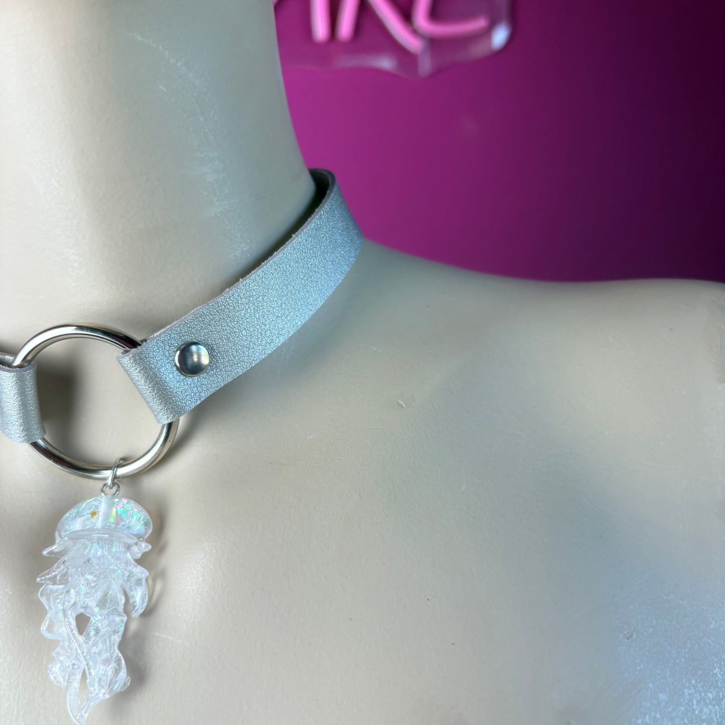 Chocker argento con ciondolo di medusa