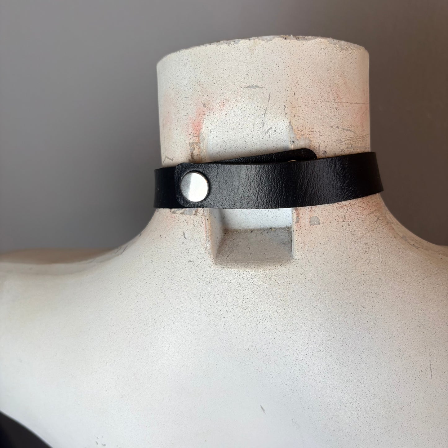 Chocker con falena argento e cuore