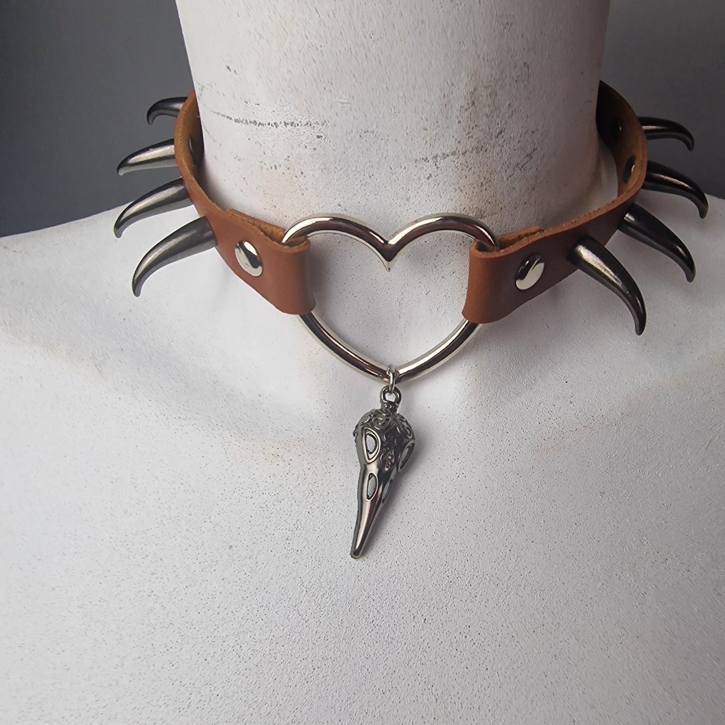 Chocker stile steampunk