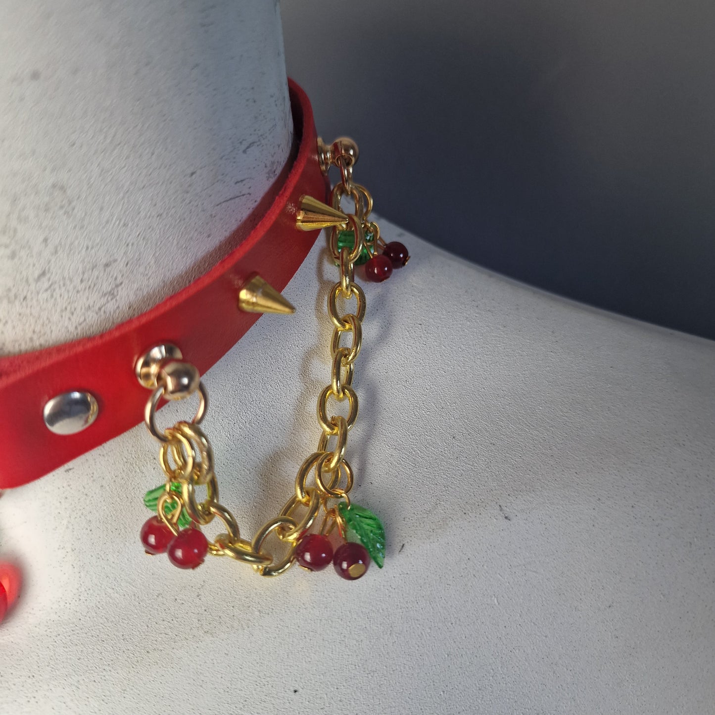 Chocker con ciondoli di ciliegie🍒