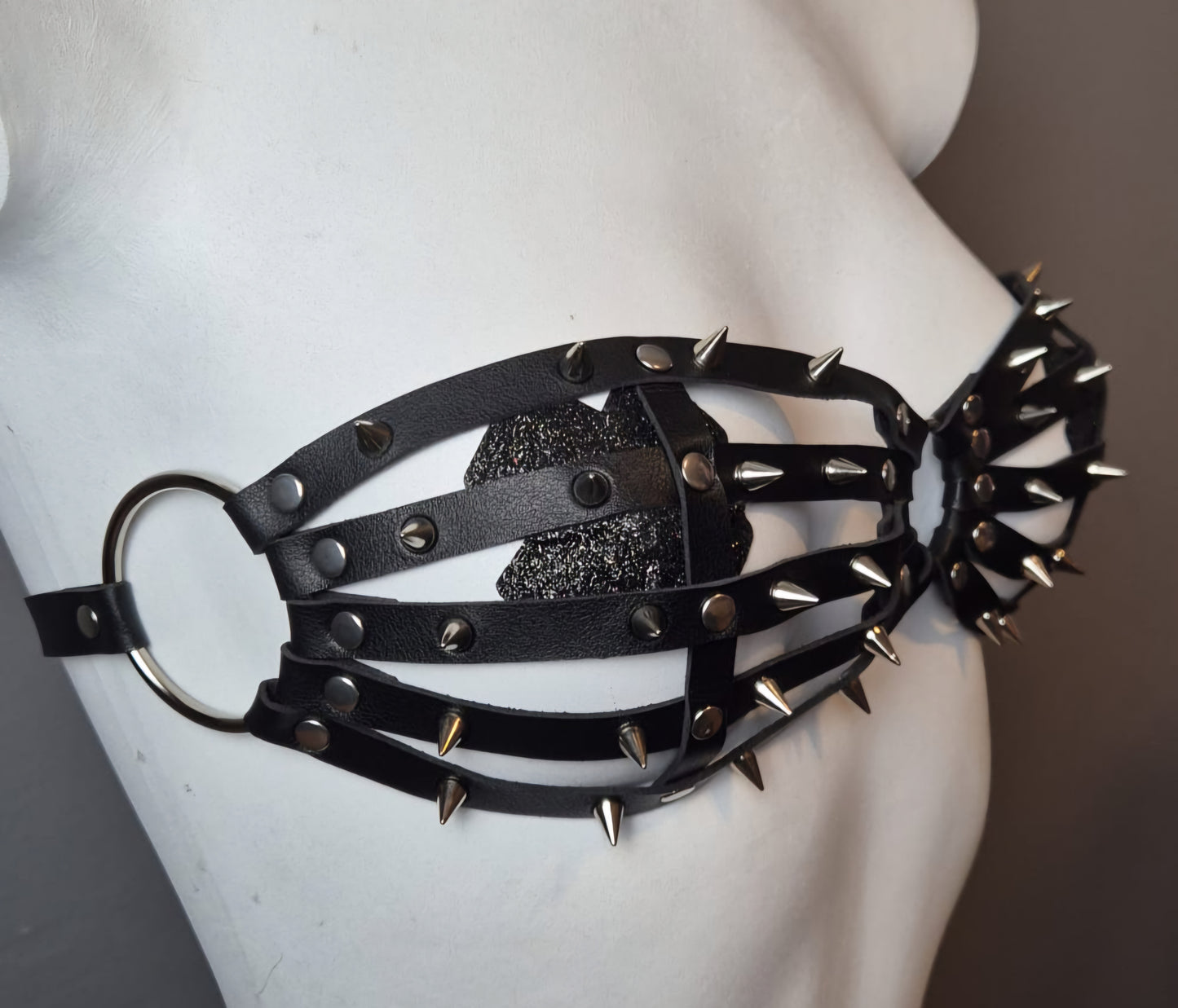 Harness a forma di reggiseno