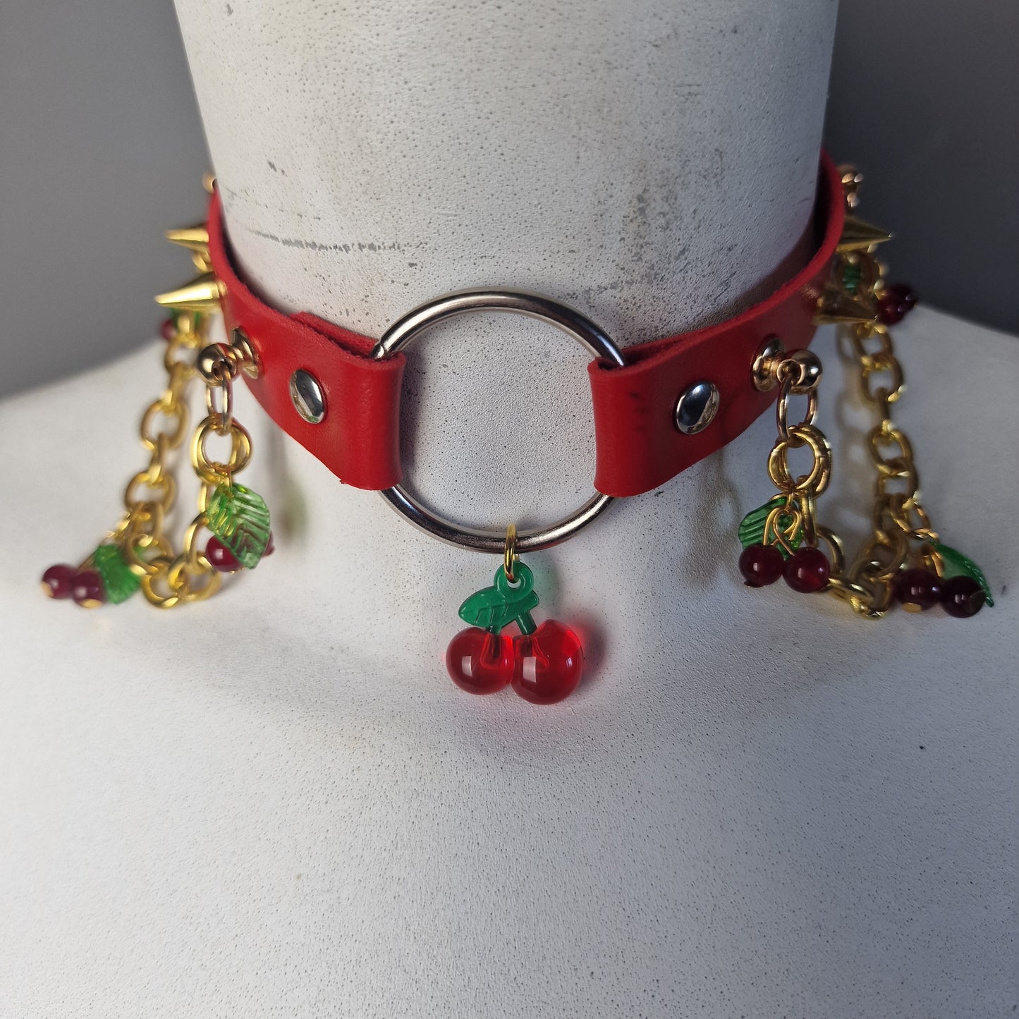Chocker con ciondoli di ciliegie🍒