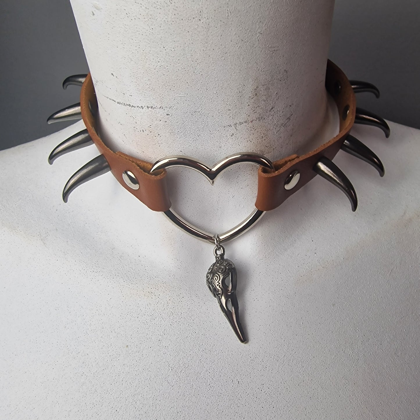 Chocker stile steampunk