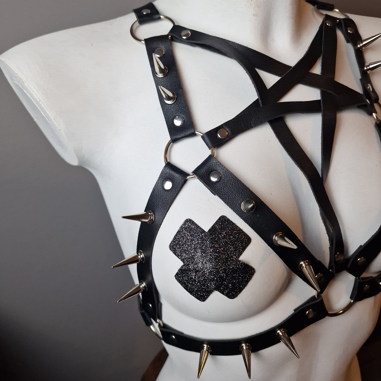 Harness a pentacolo
