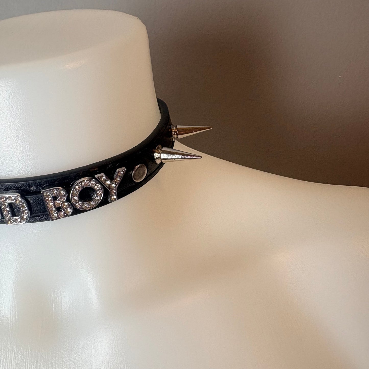 Chocker con scritta “good boy”