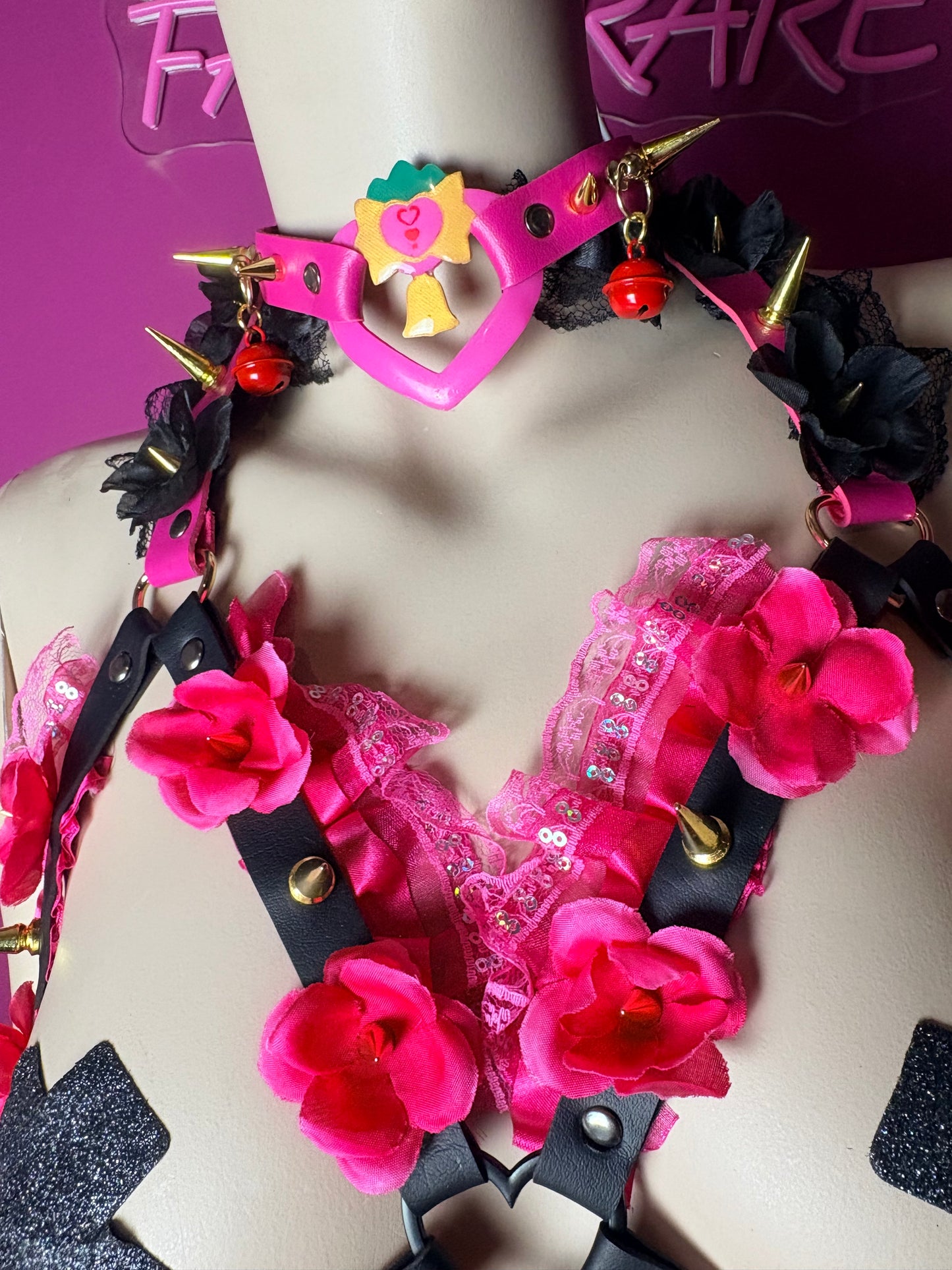 Harness ispirato a MewBerry