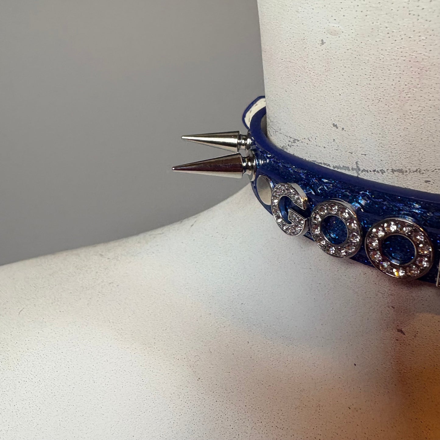 Chocker con scritta “good boy”