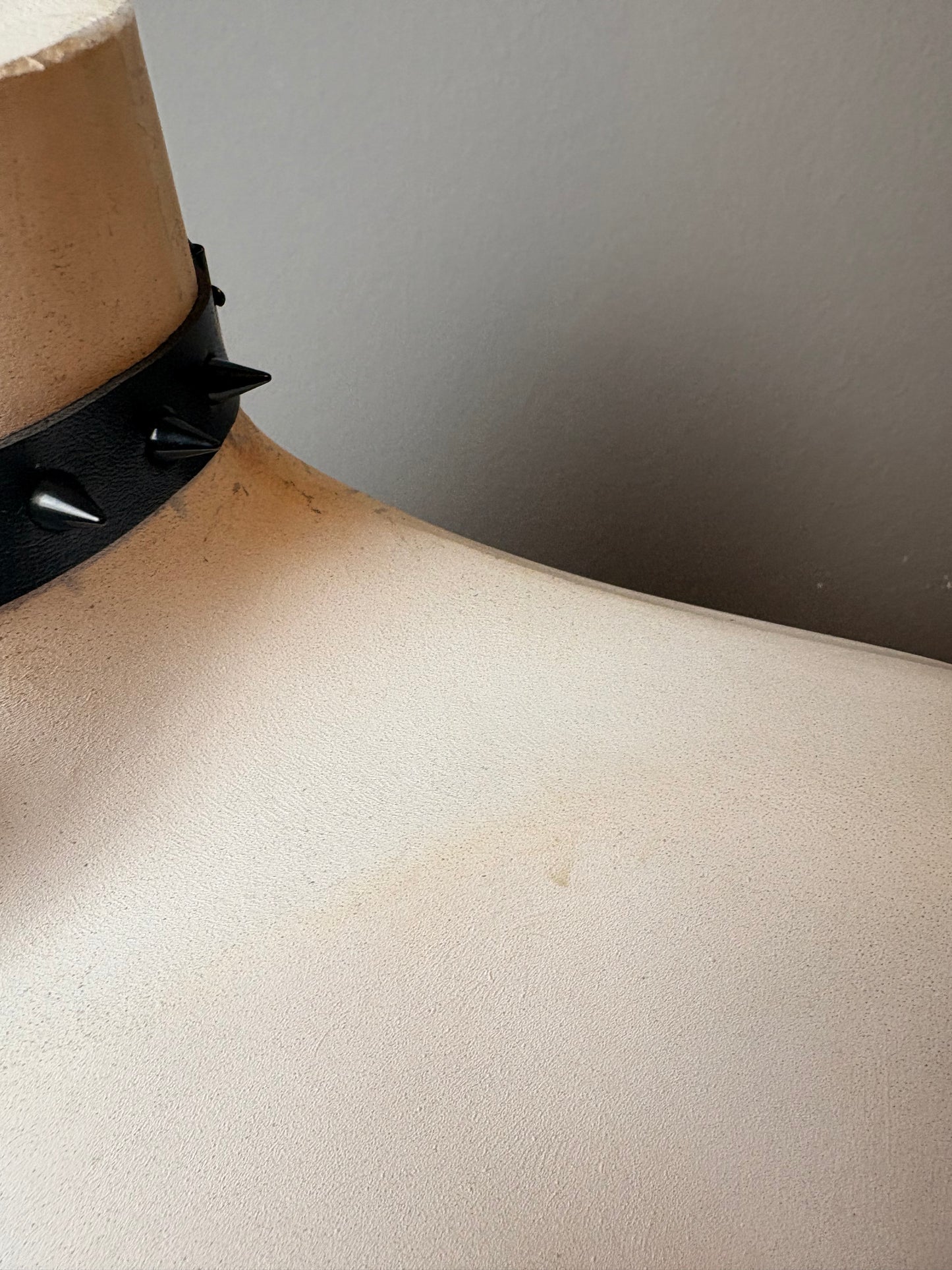 Chocker girocollo con ciondolo a cuore