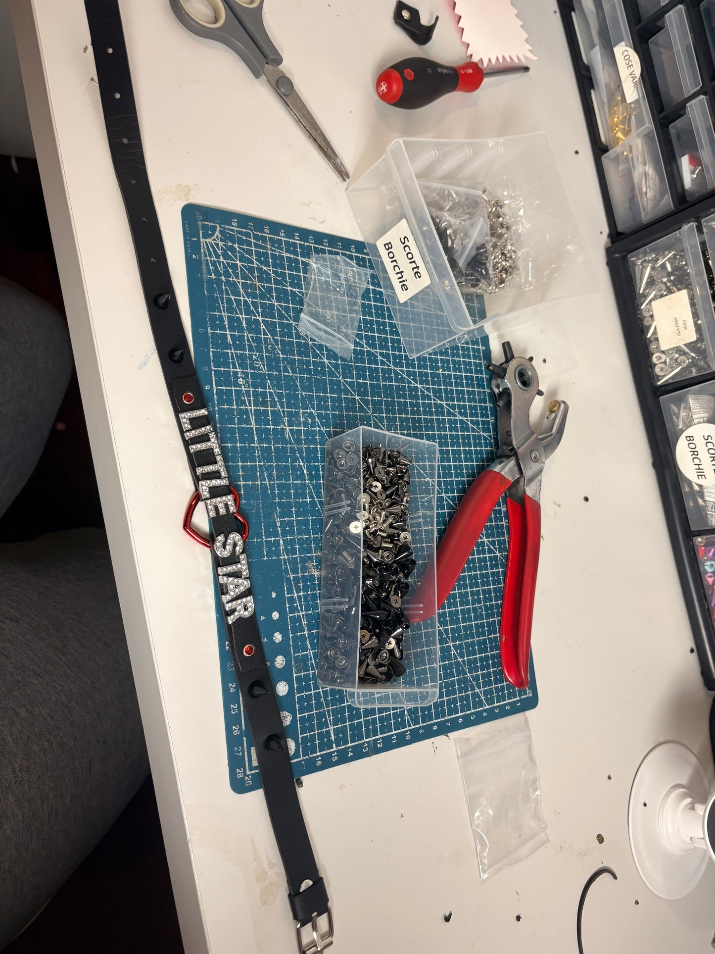 Chocker su commissione