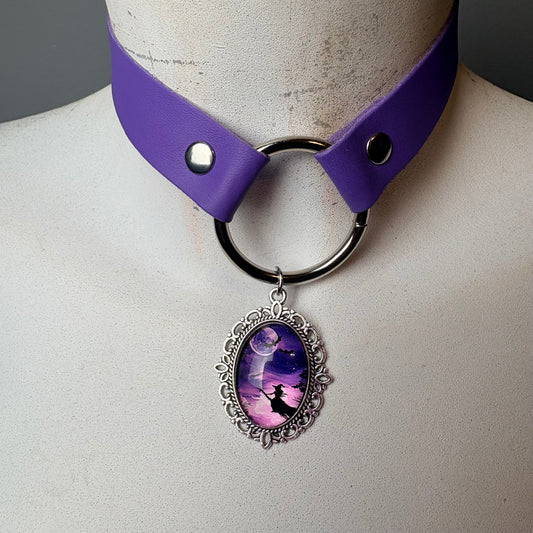 Chocker lilla con ciondolo