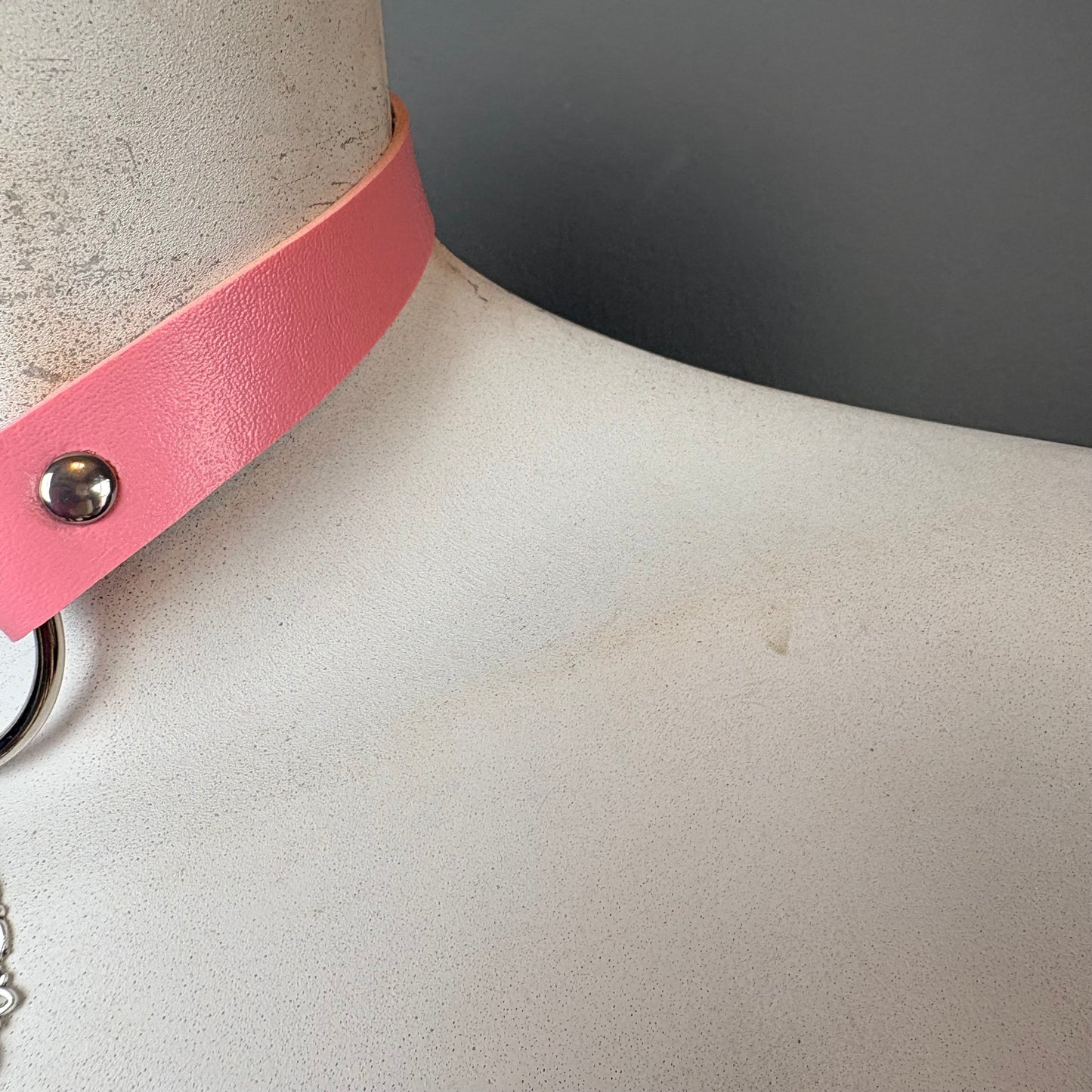 Chocker semplice con ciondolo