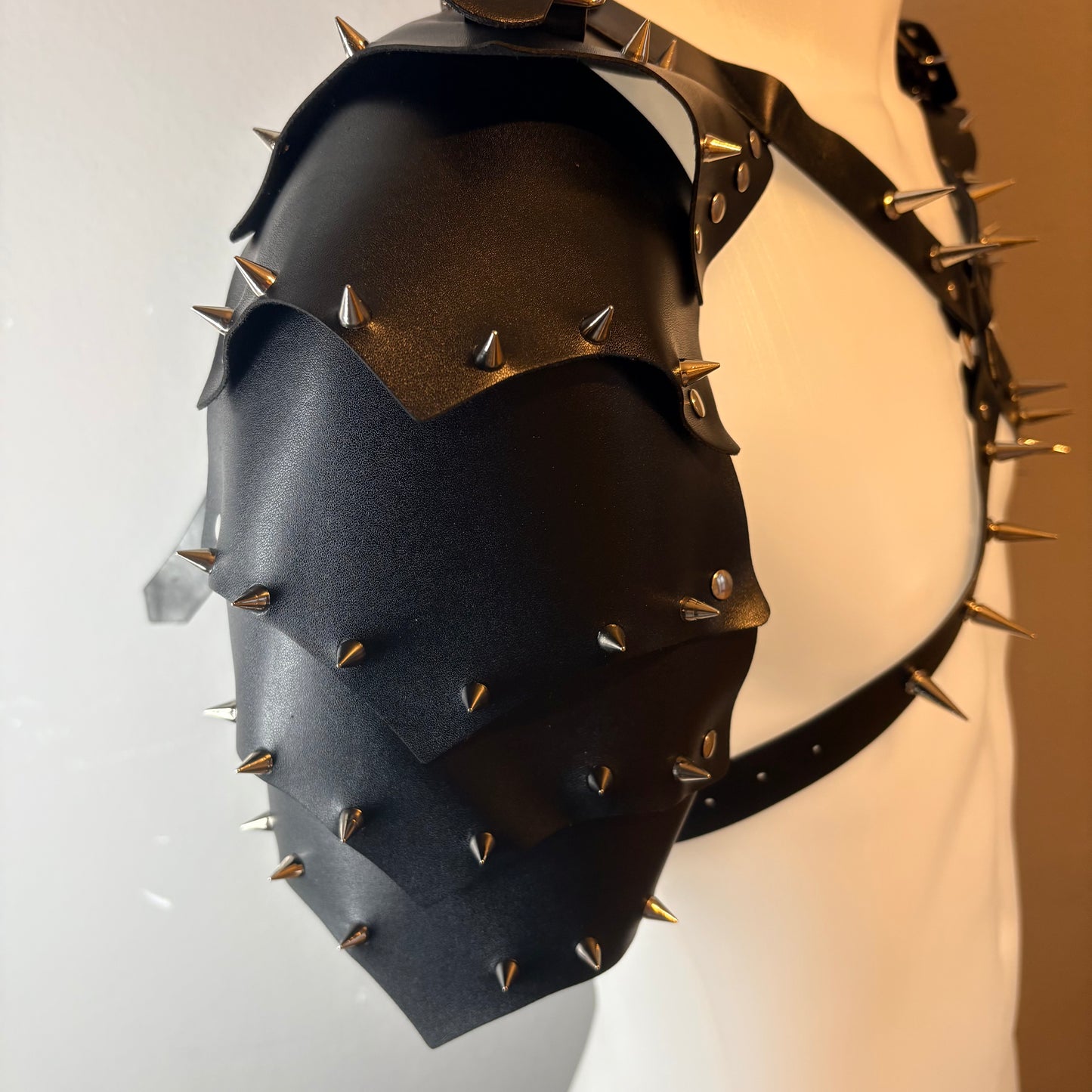 Harness da petto stile Armatura