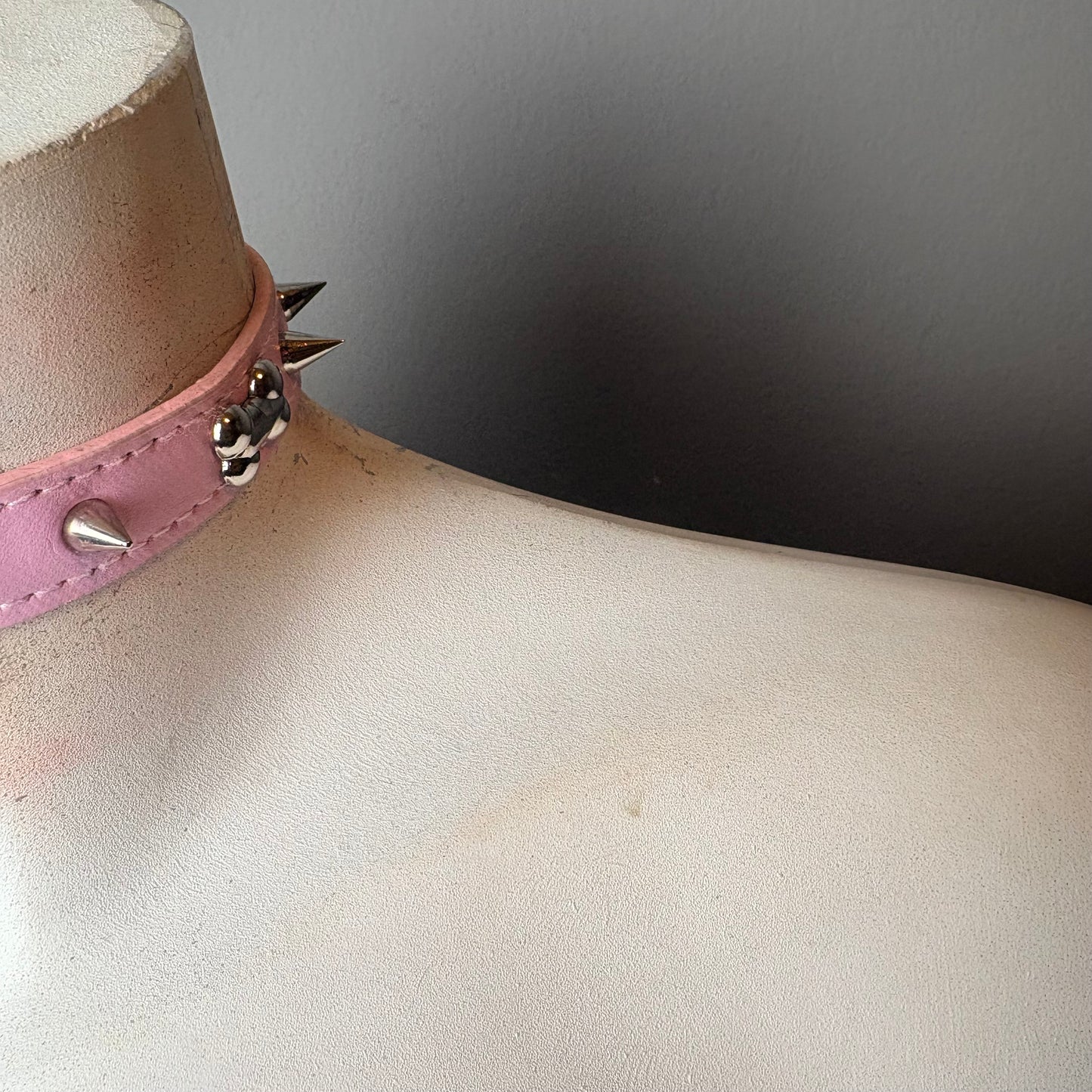 Collana rosa girocollo