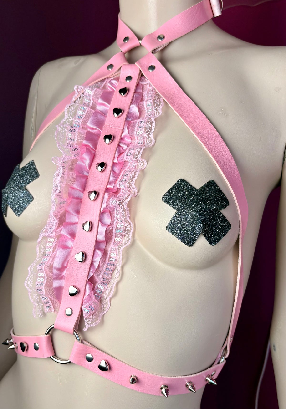 Harness rosa con pizzo rosa