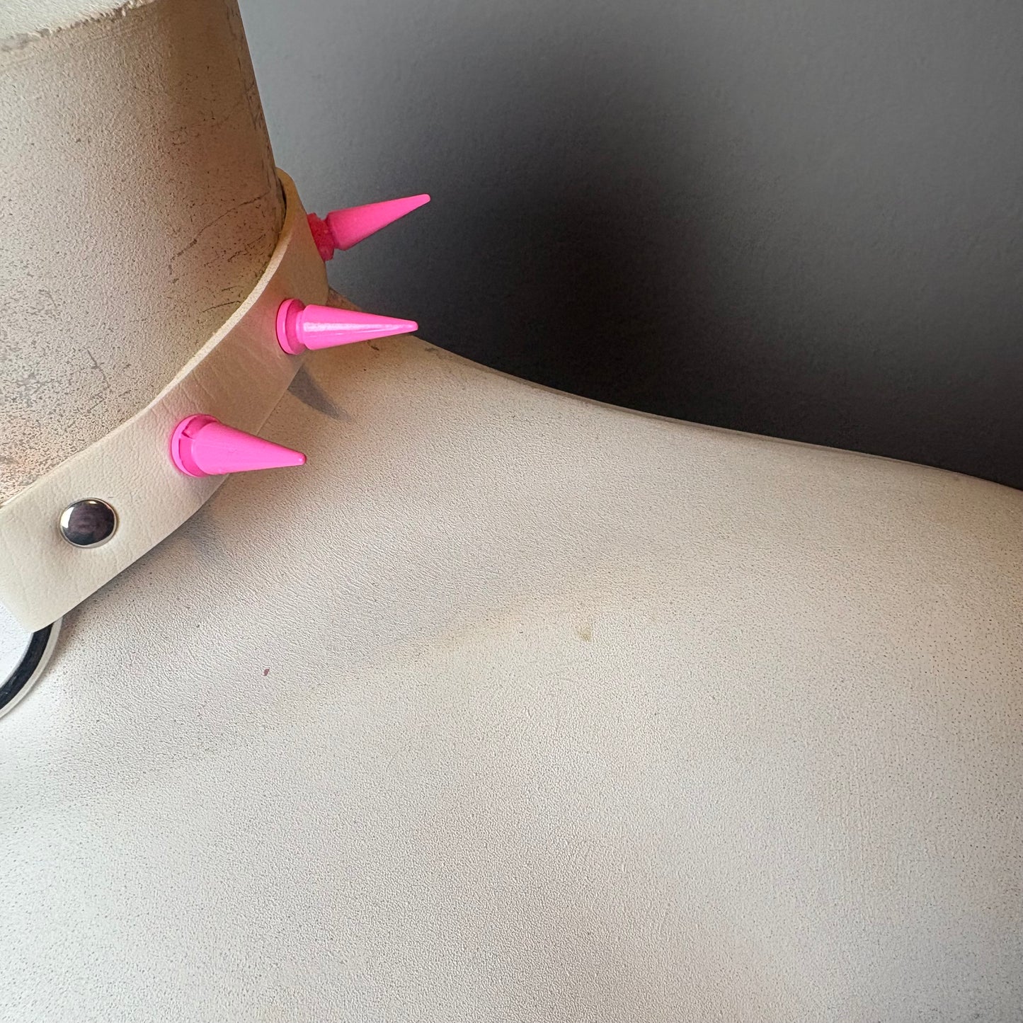 Chocker bicolore rosa e bianco