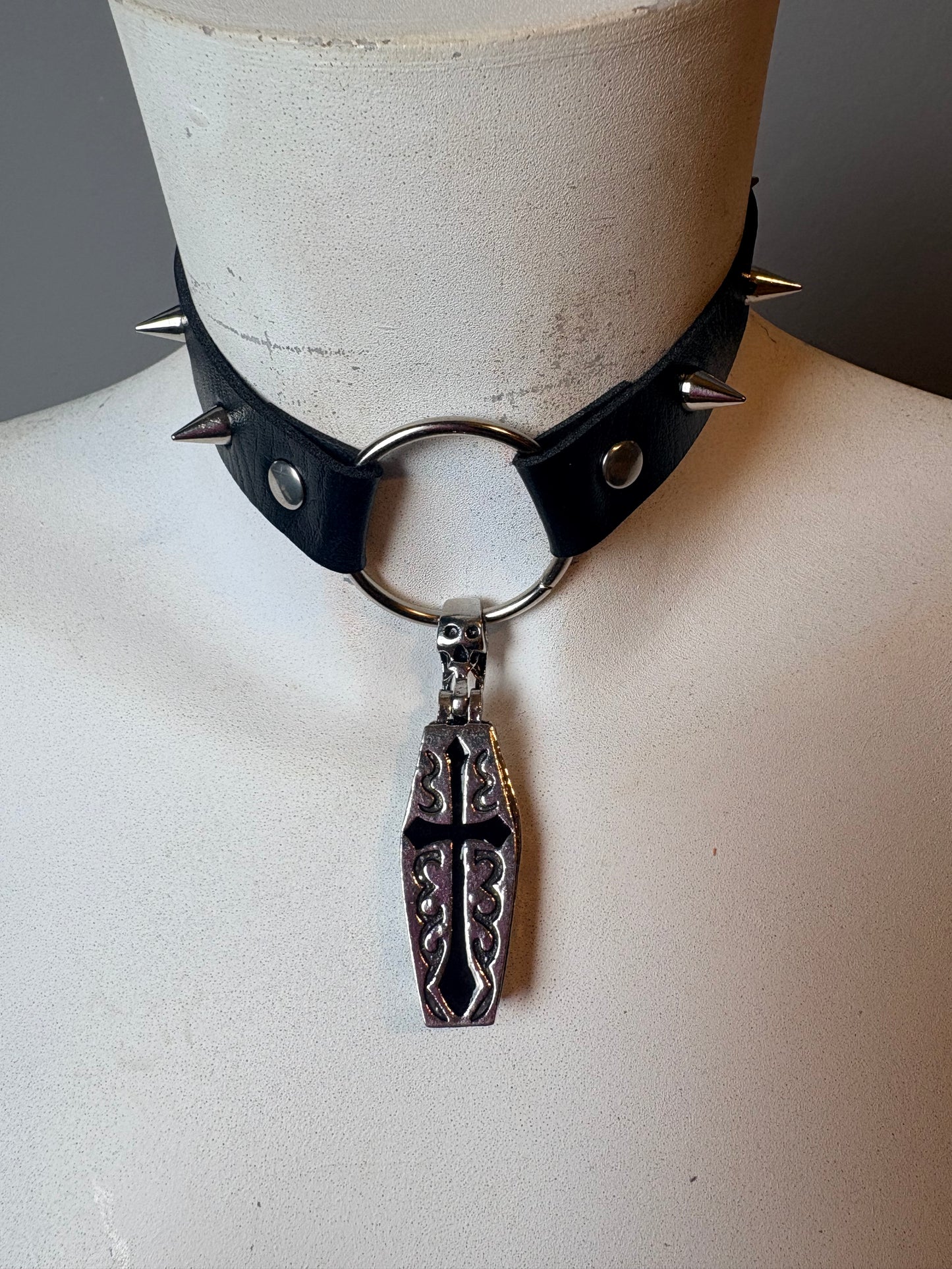 Chocker con bara argento