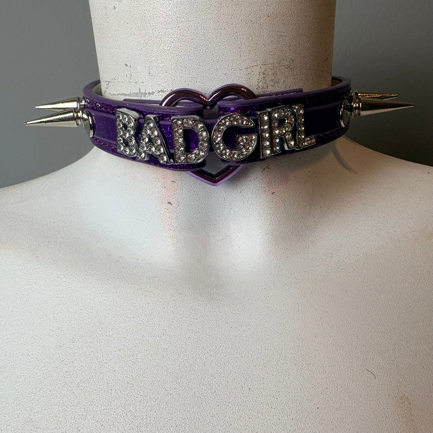 Chocker “Bad girl” + guinzaglio