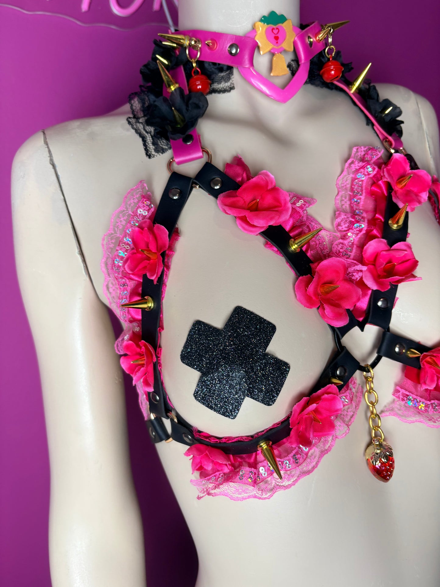 Harness ispirato a MewBerry
