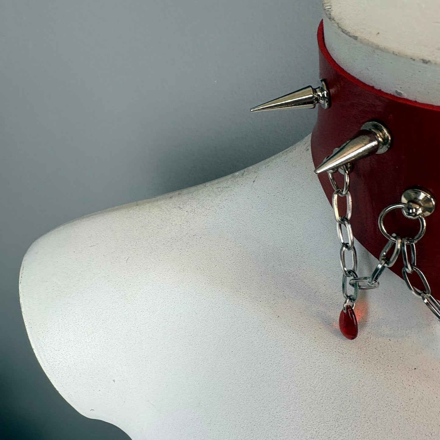 Chocker Rosso croce extreme