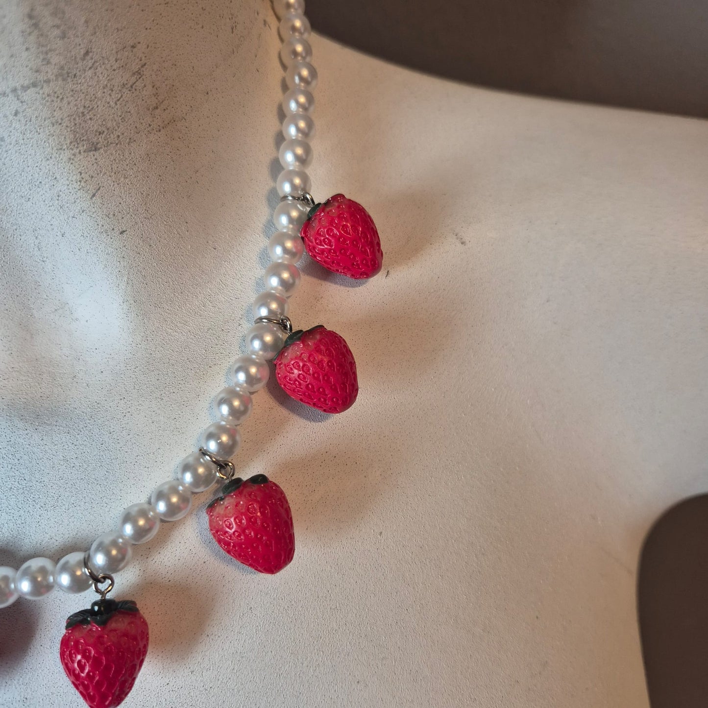 Collana con perline e fragole 🍓