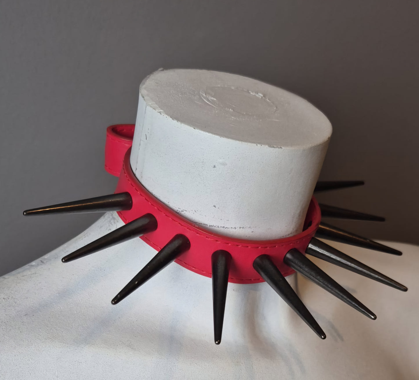 Chocker rosso largo