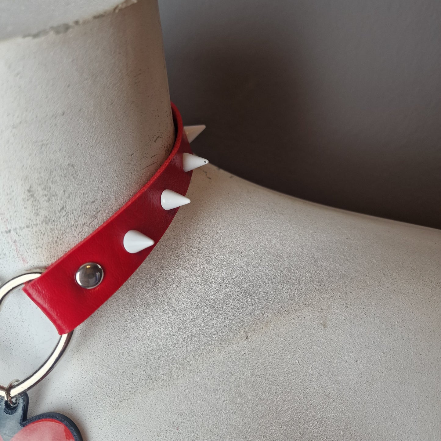 Chocker con Pokeball 3D a forma di cuore