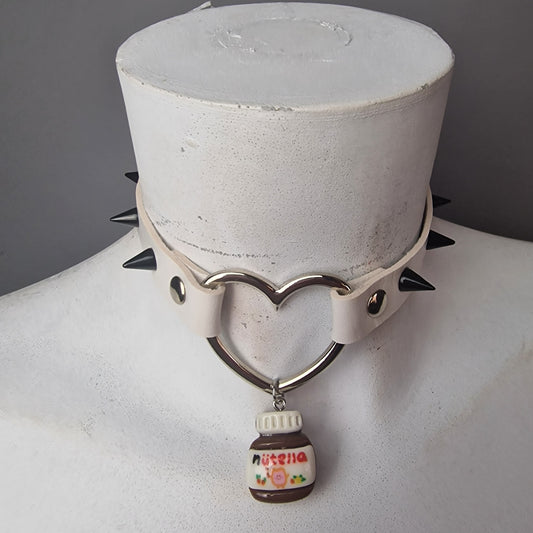 Chocker bianco con ciondolo