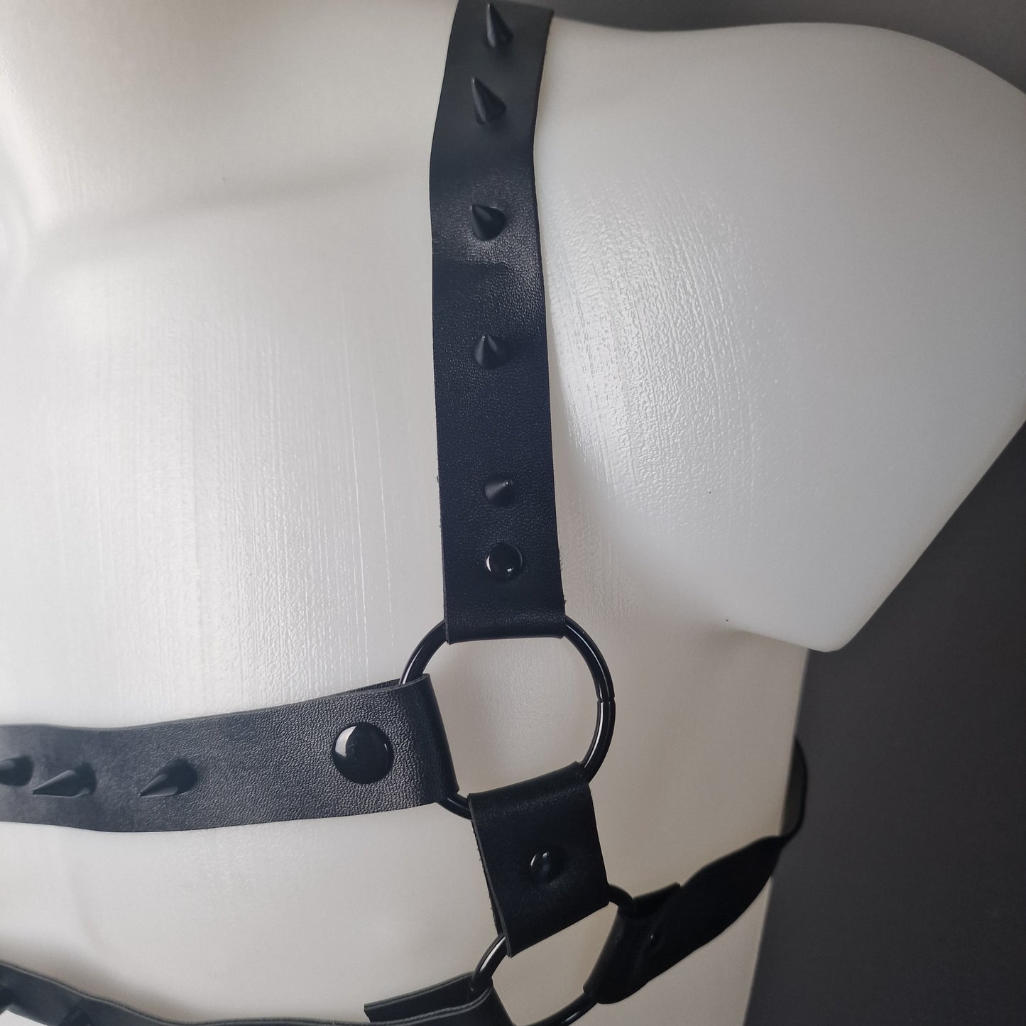 Harness maschile total black