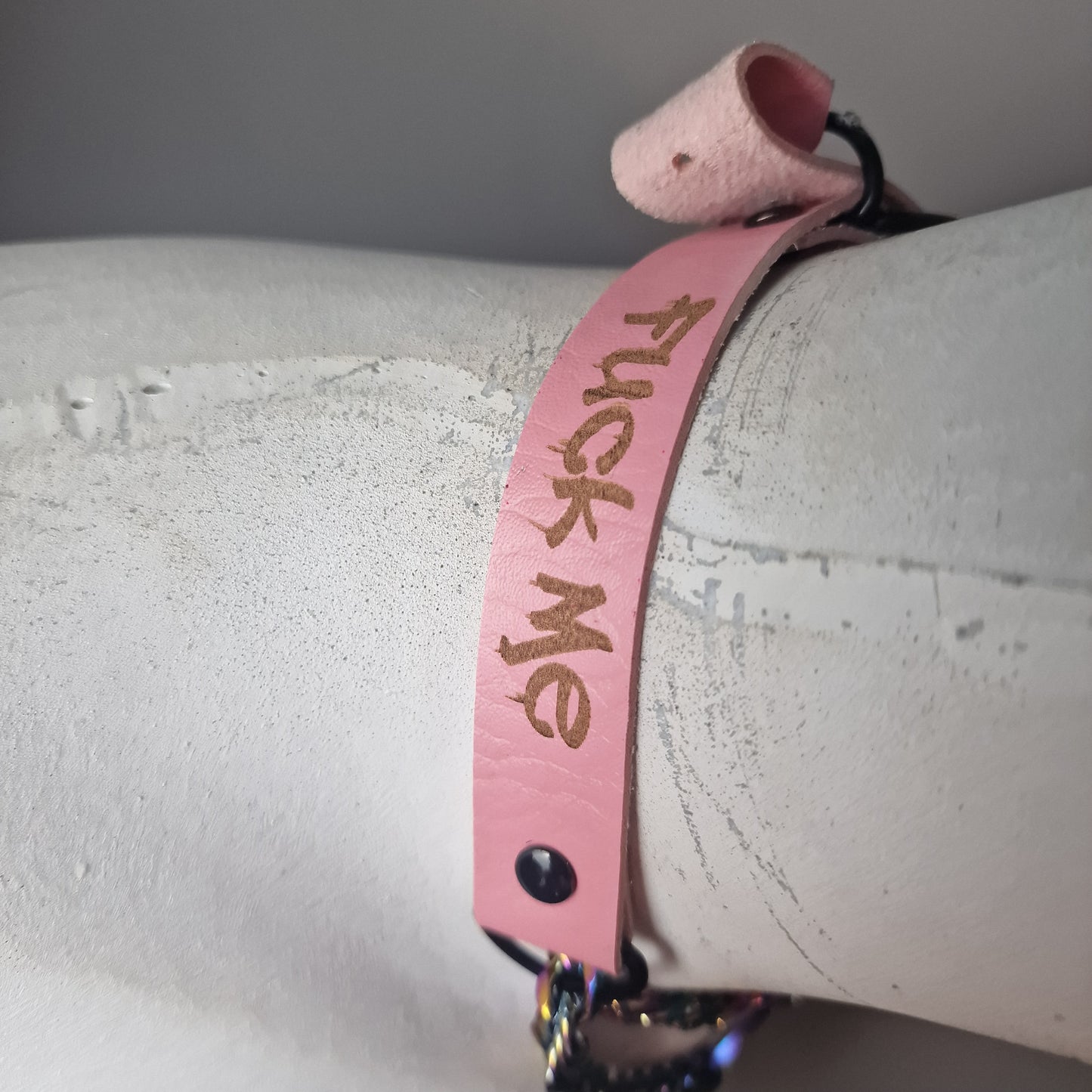 Chocker rosa fuck me