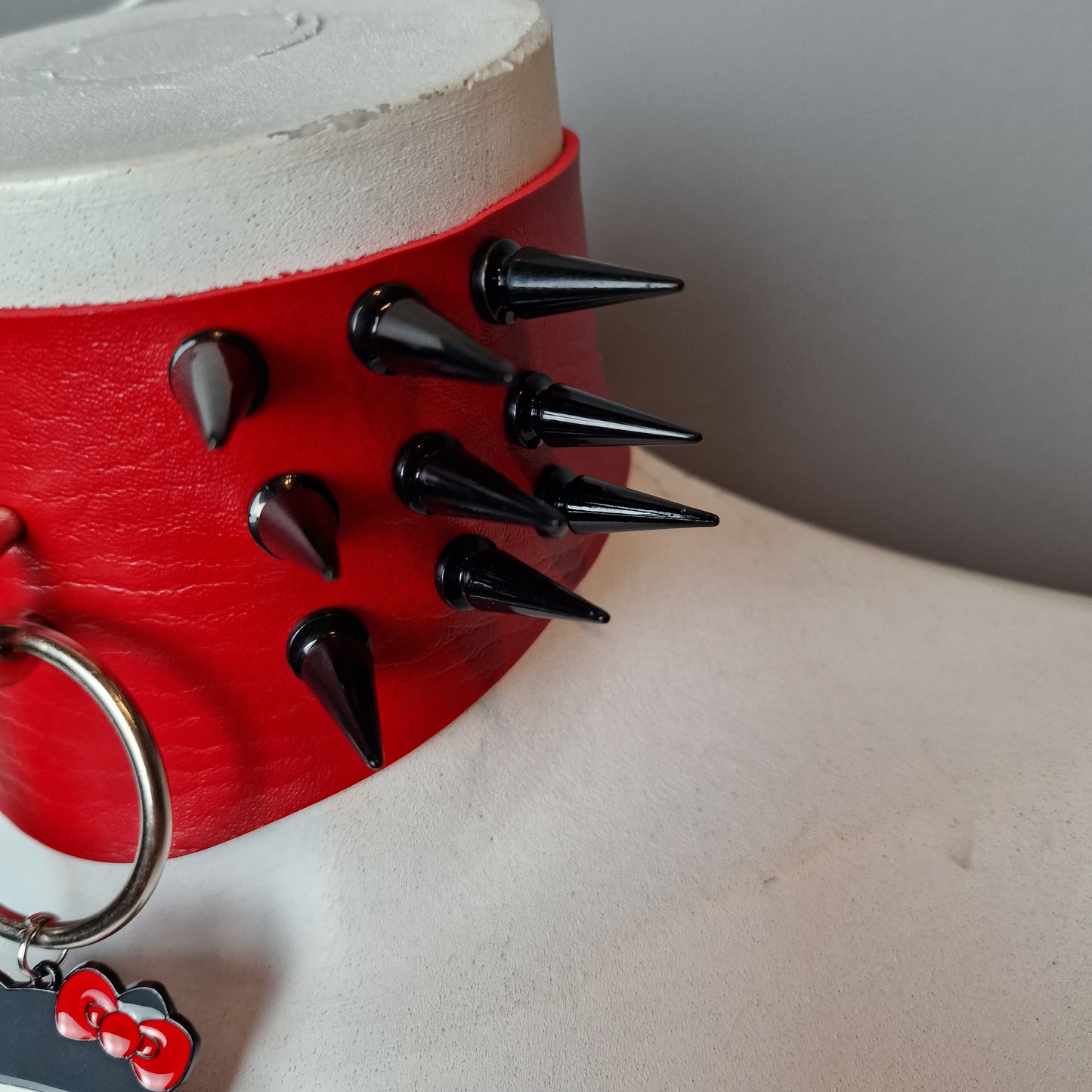Chocker Hello Kitty Largo