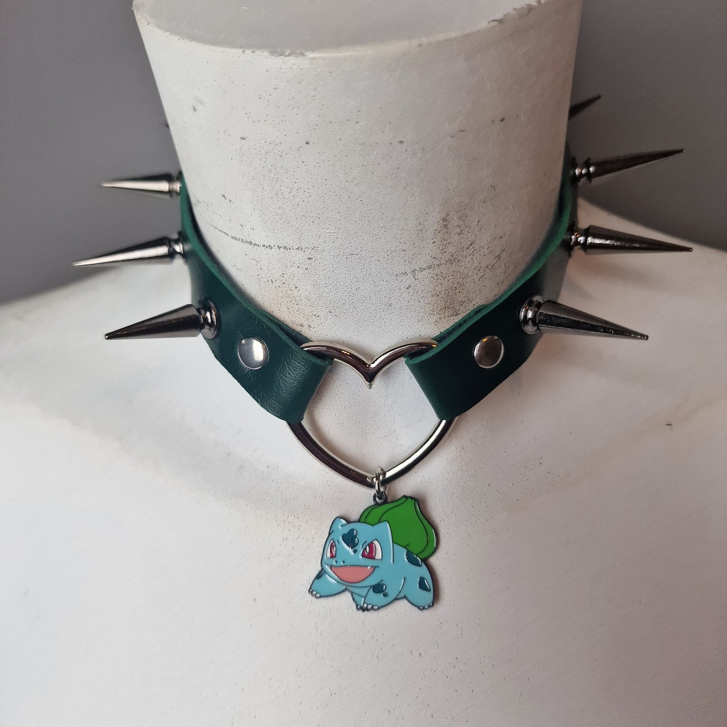 Chocker verde Bulbasaur