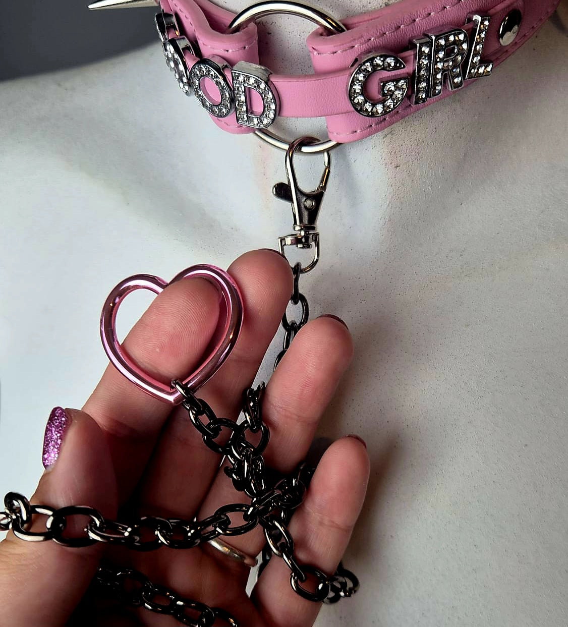 Set collana e guinzaglio rosa