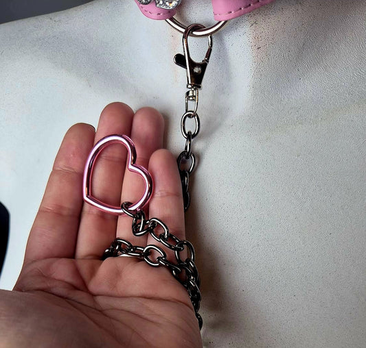 Guinzaglio con cuore rosa
