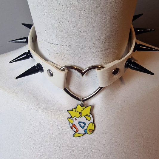 Chocker bianco con togepi