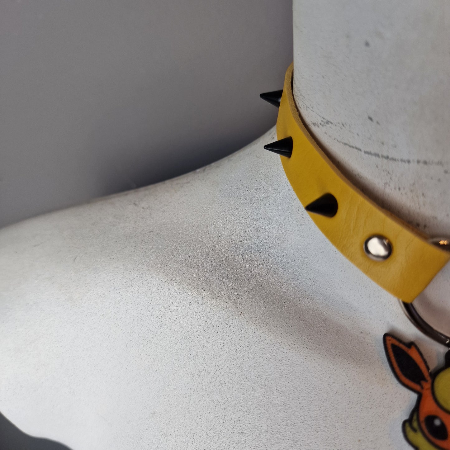Chocker con Flareon 3D